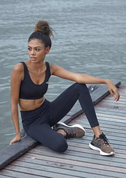 Revere Basic Black Leggings